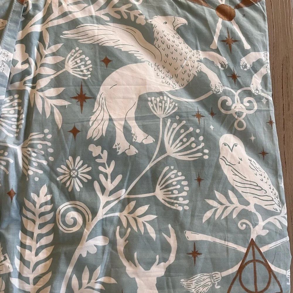 Pottery barn teen Harry Potter magical damask Quilted Euro pillow cover 26 x 26”